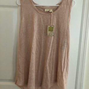 Linen Lucy and Laurel tank top